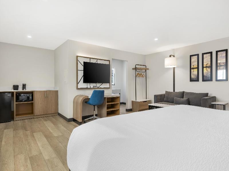 Best Western San Diego Pacific Beach/Mission Bay image