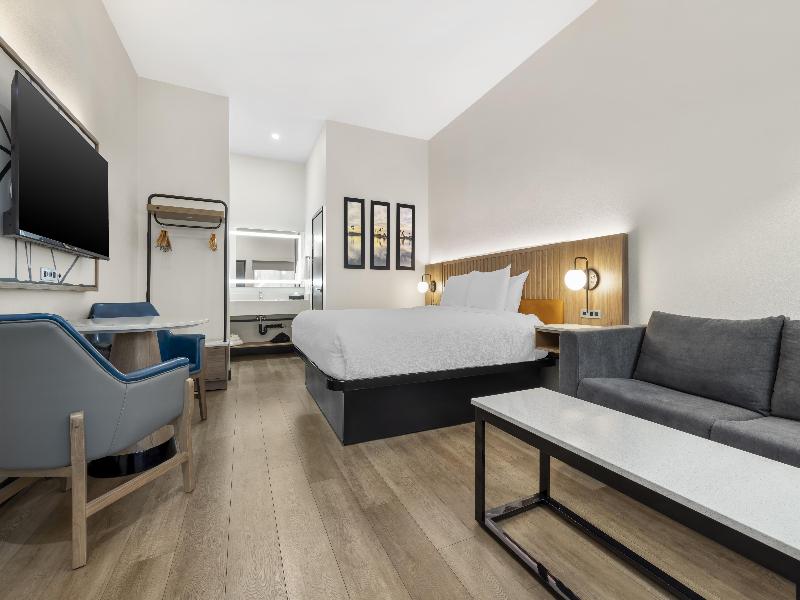 Best Western San Diego Pacific Beach/Mission Bay image