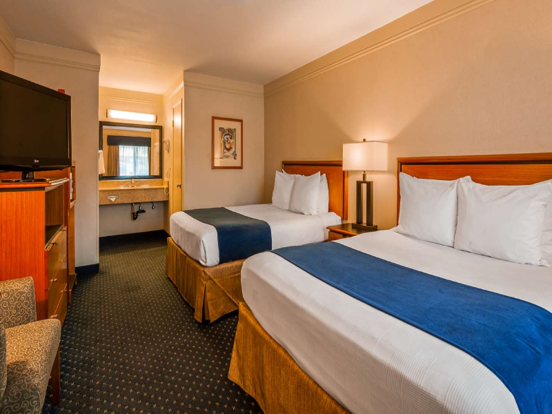 Best Western San Diego Pacific Beach/Mission Bay image