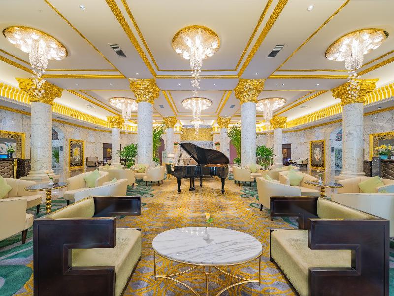 Crowne Plaza Zhengzhou image