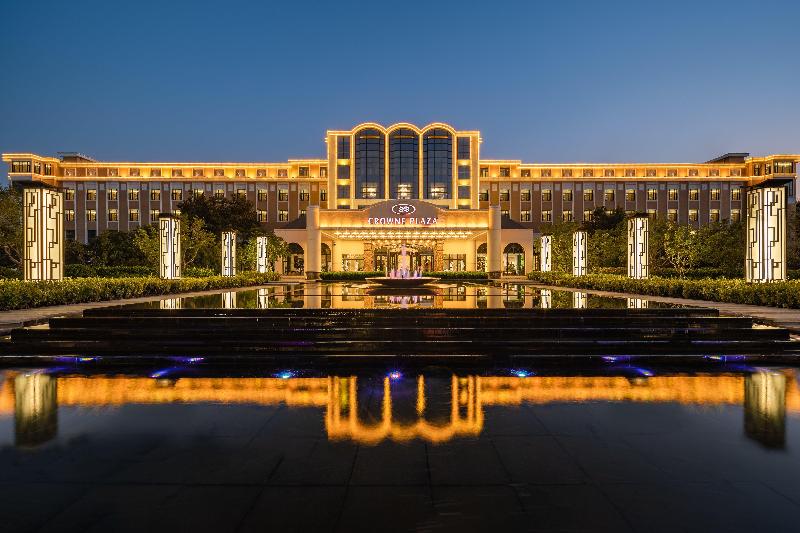 Crowne Plaza Zhengzhou image