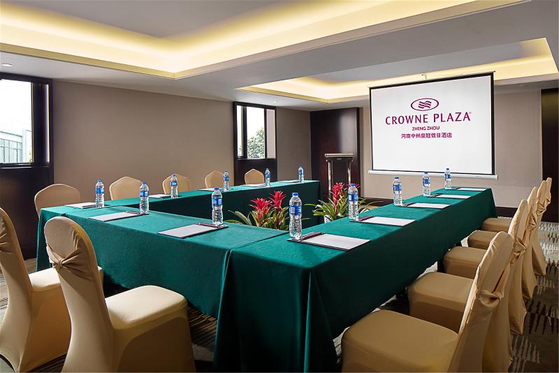 Crowne Plaza Zhengzhou image