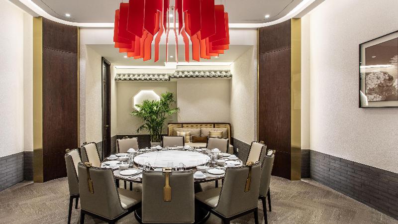 Crowne Plaza Zhengzhou image