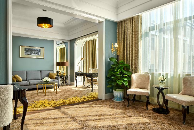 Crowne Plaza Zhengzhou image