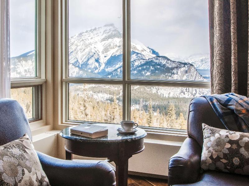 Rimrock Banff, Emblems Collection image