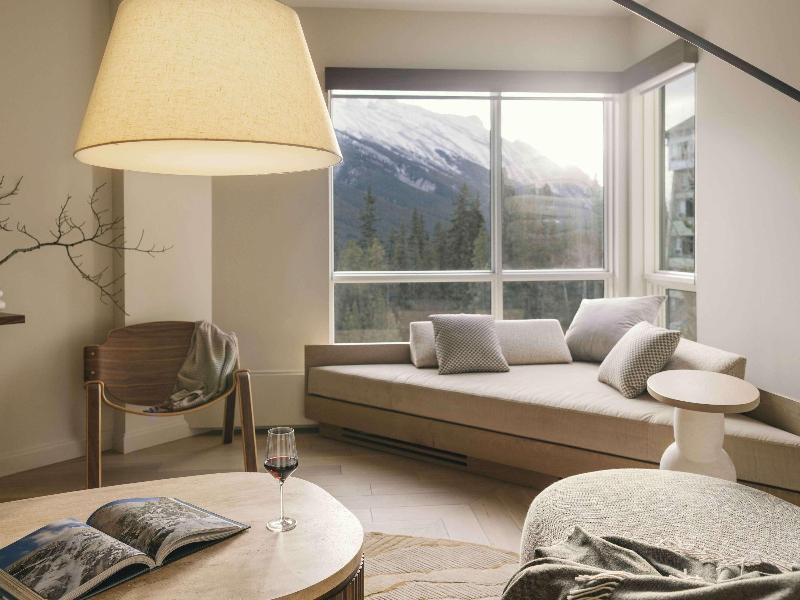 Rimrock Banff, Emblems Collection image