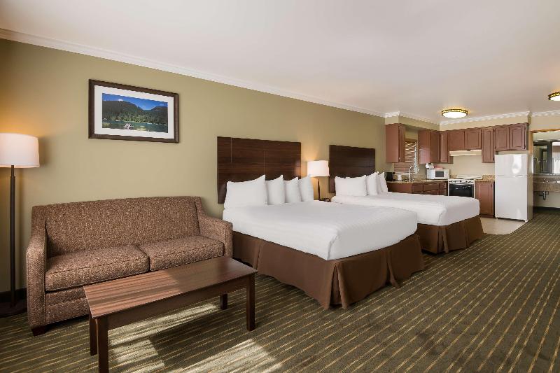 Best Western Holiday Hotel image
