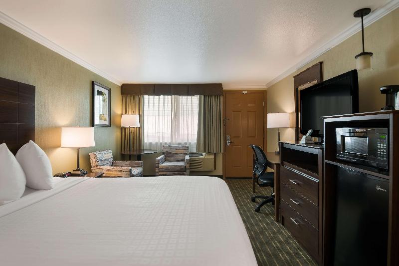 Best Western Holiday Hotel image