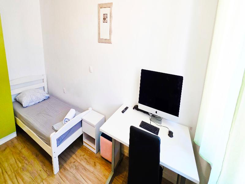 Chillax Rooms image