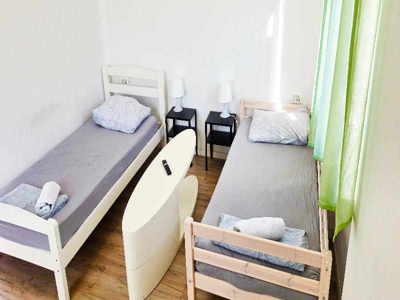 Chillax Rooms image