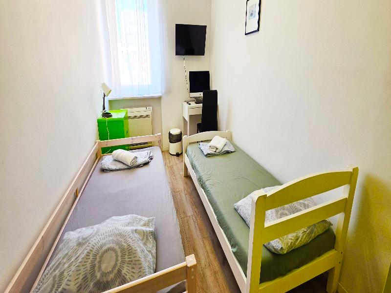Chillax Rooms image