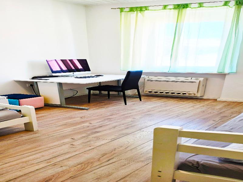 Chillax Rooms image