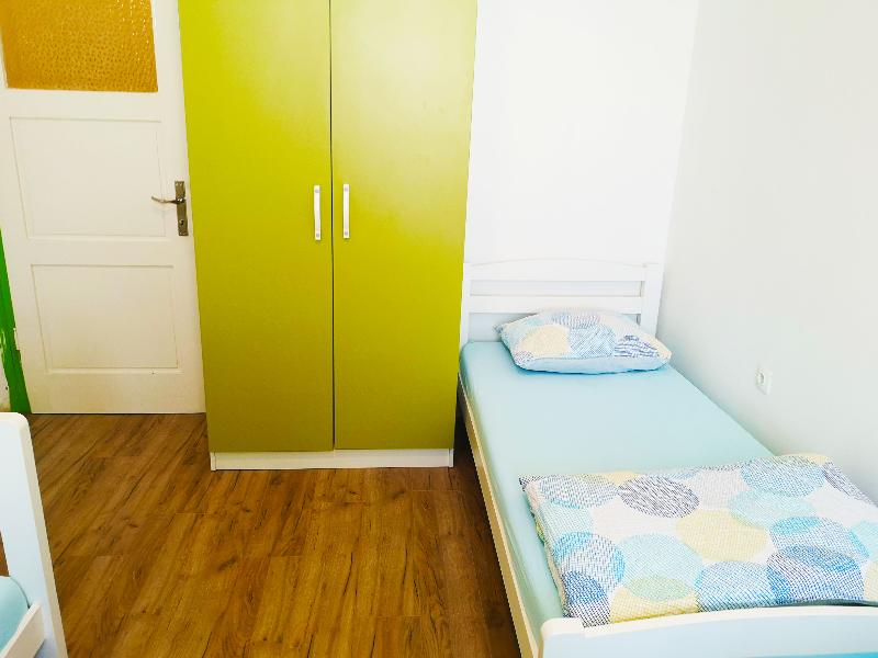 Chillax Rooms image