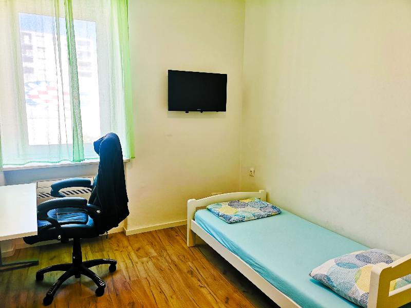 Chillax Rooms image