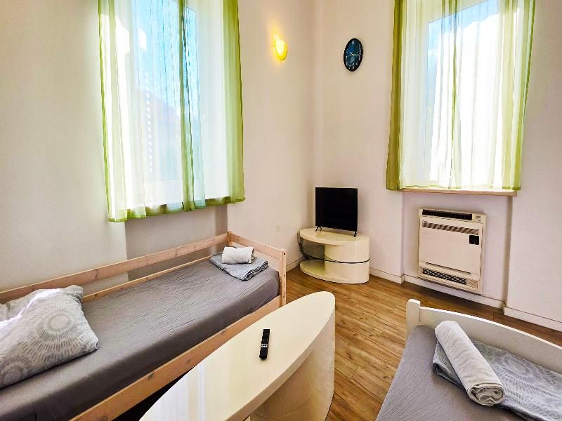 Chillax Rooms image