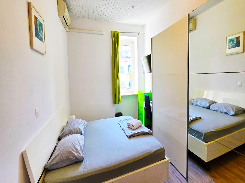 Chillax Rooms image