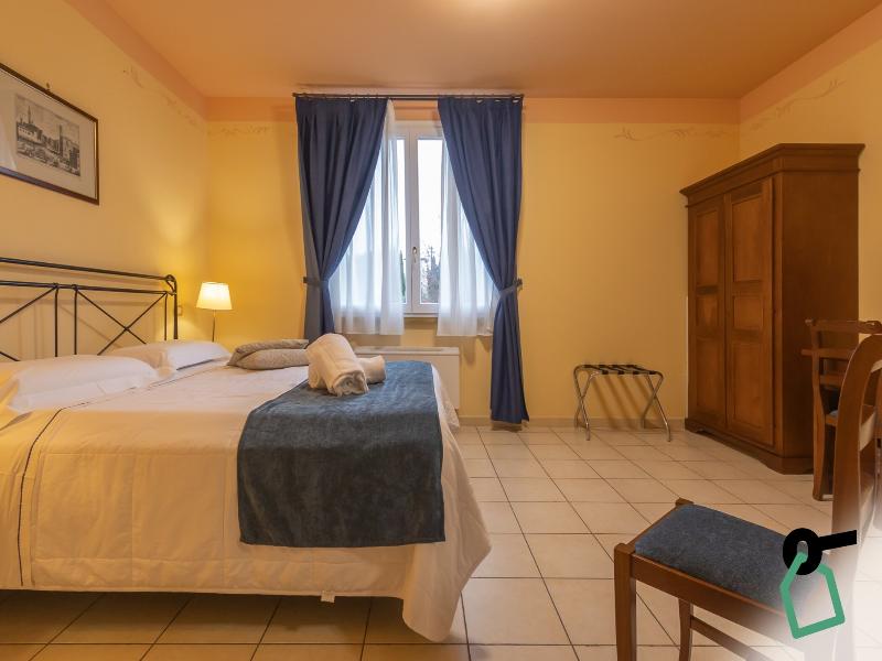 Hotiday Toscana Riparbella image