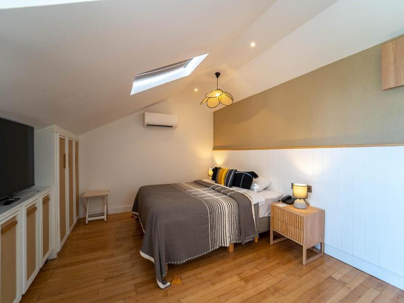 Hotel Club-E image