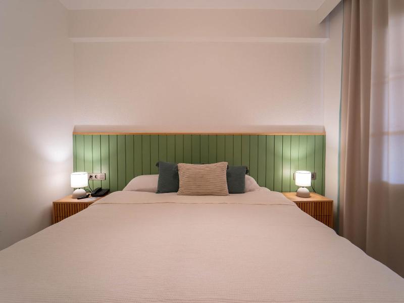 Hotel Club-E image