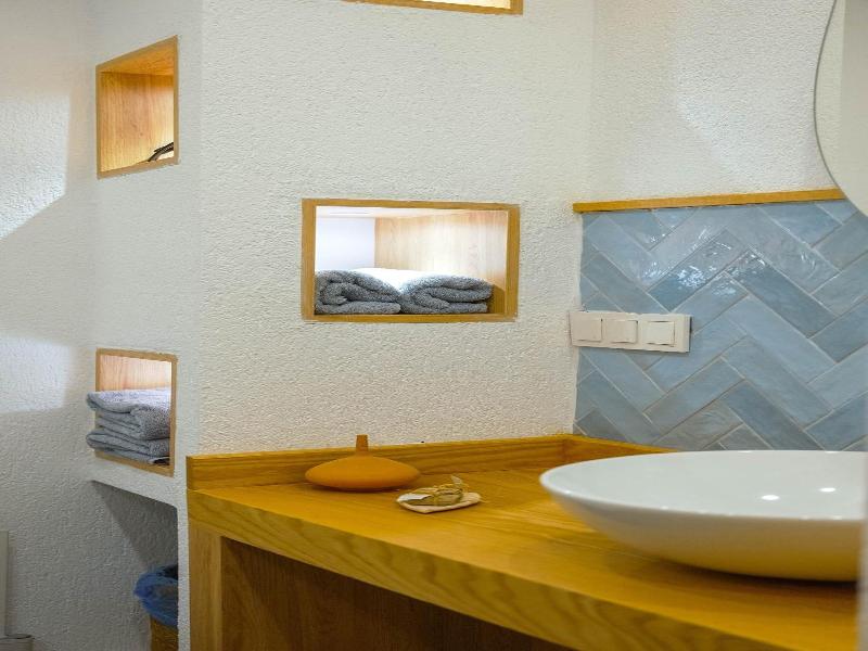 Hotel Club-E image