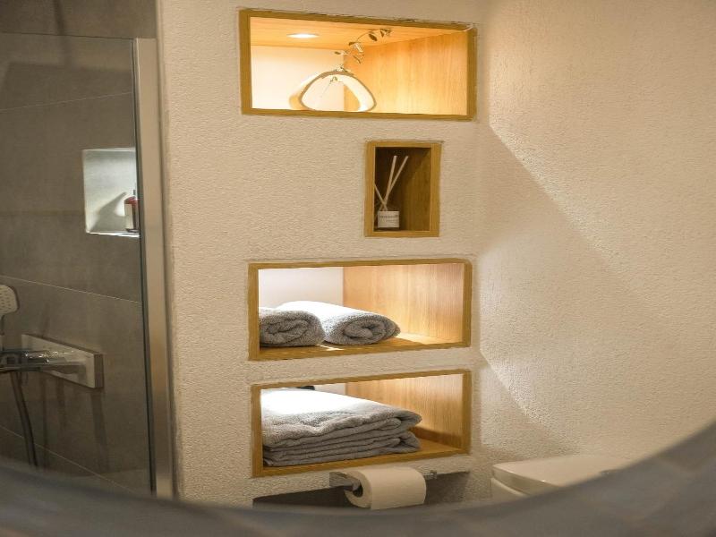 Hotel Club-E image