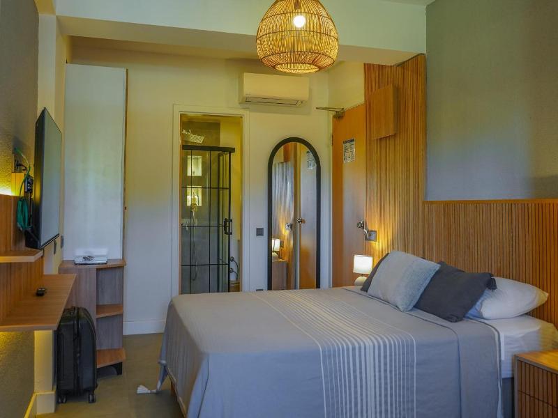 Hotel Club-E image