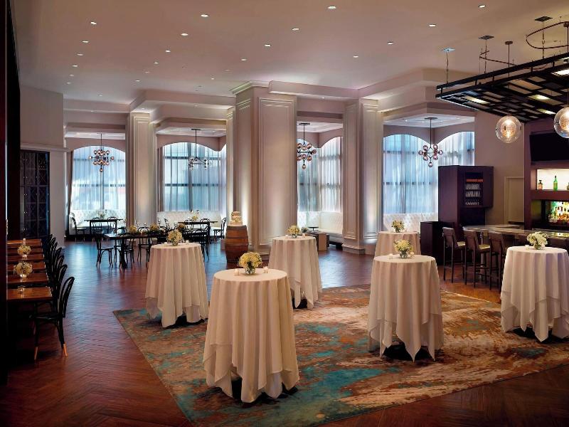 New Orleans Marriott Metairie at Lakeway