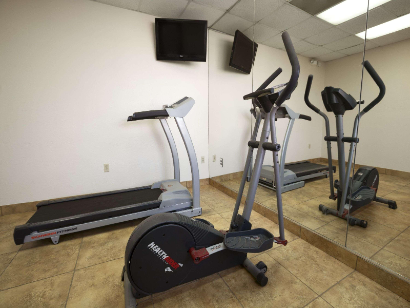 Super 8 by Wyndham South Padre Island image