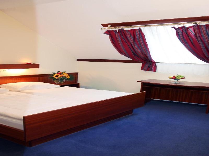 Hotel Der Stockinger image