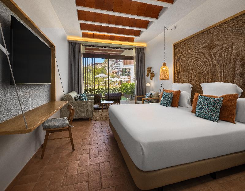 Cala San Miguel Ibiza Res, Curio Colllec By Hilton image