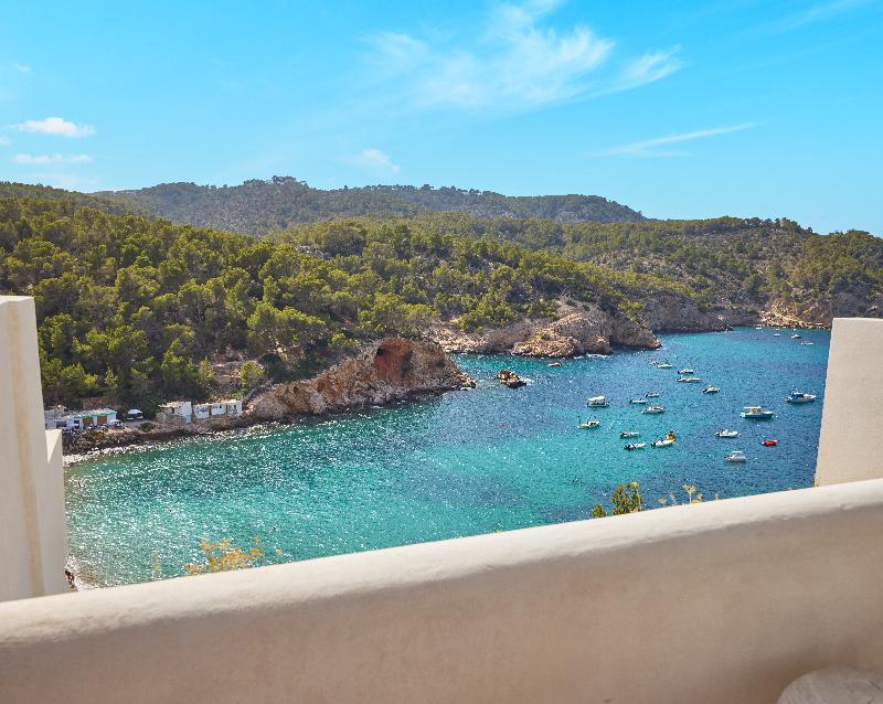 Cala San Miguel Ibiza Res, Curio Colllec By Hilton image