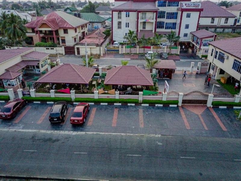 villa hilton hotels and apartments, uyo
