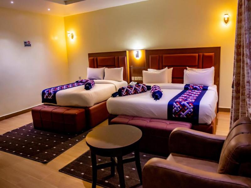villa hilton hotels and apartments image