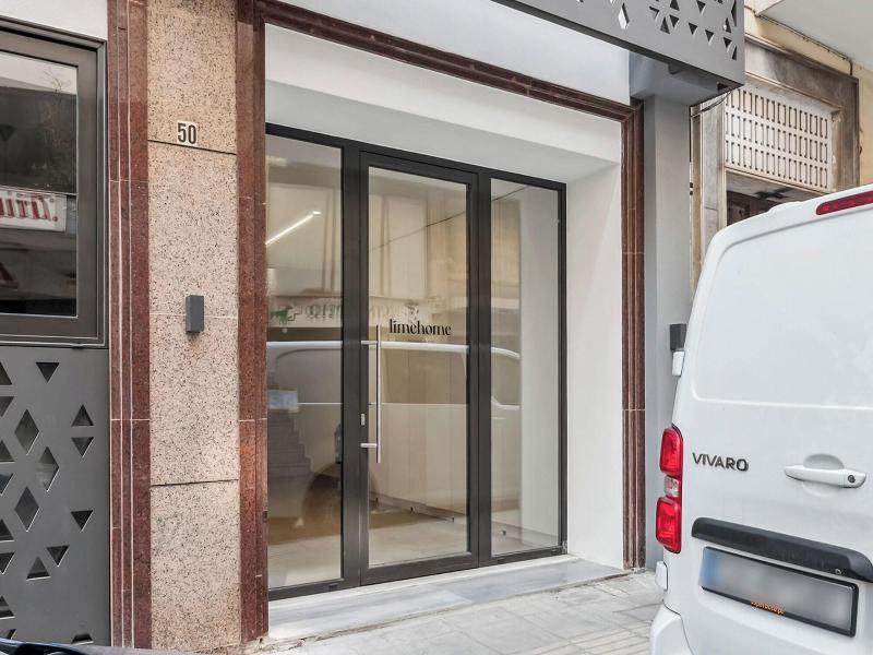 Limehome Piraeus Olive image