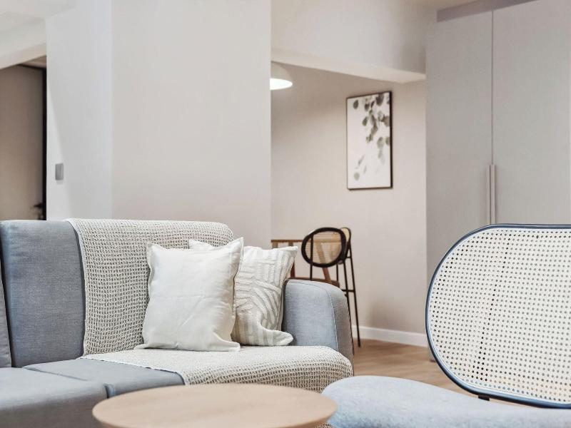 Limehome Piraeus Olive image