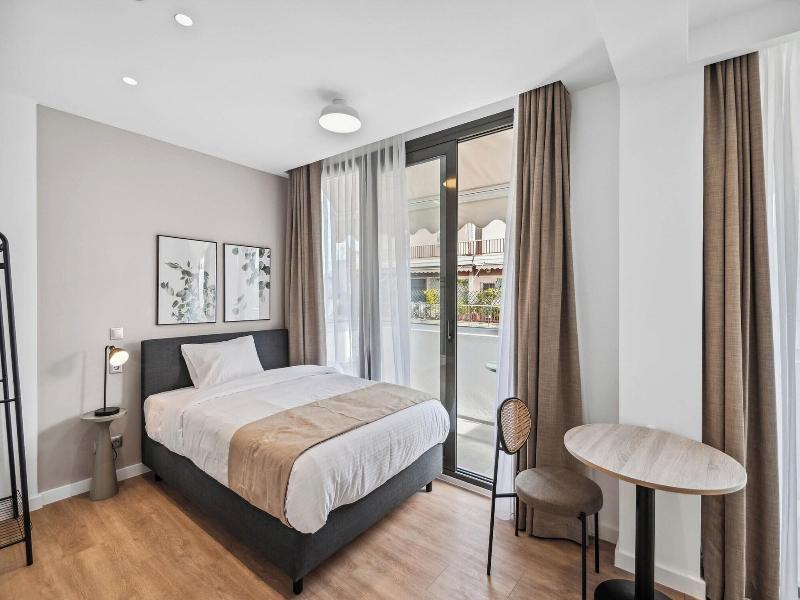 Limehome Piraeus Olive image