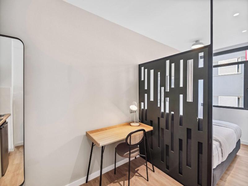 Limehome Piraeus Olive image