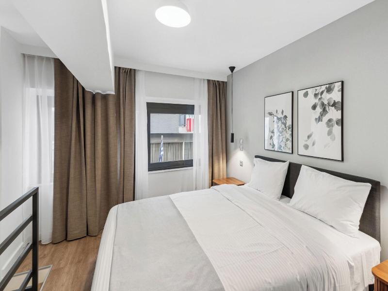 Limehome Piraeus Olive image