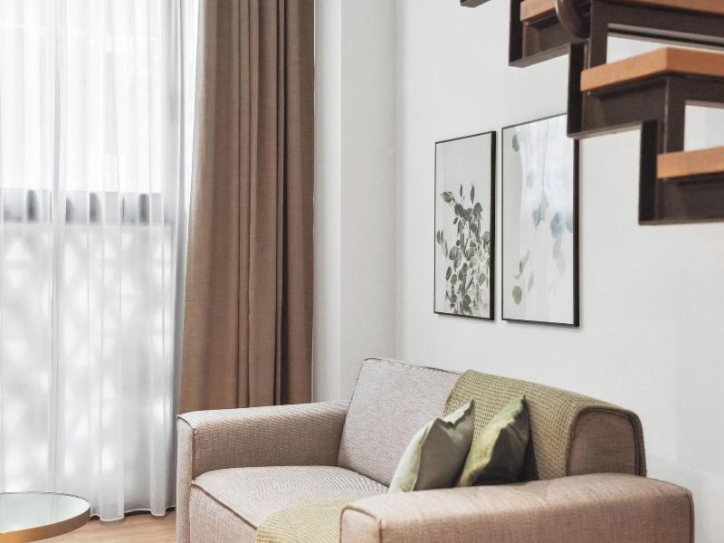 Limehome Piraeus Olive image