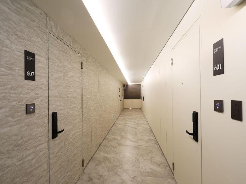 Seoul Inn Hotel By The Designers image