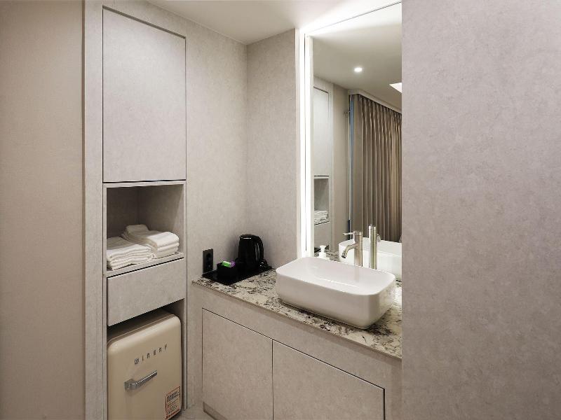 Seoul Inn Hotel By The Designers image
