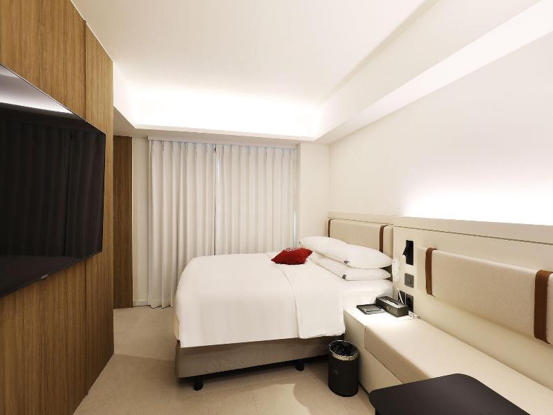 Seoul Inn Hotel By The Designers image