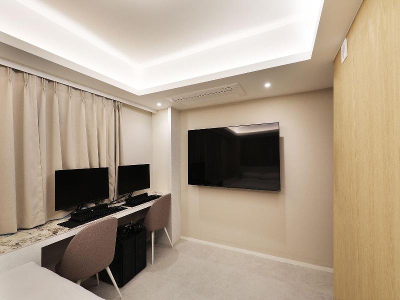 Seoul Inn Hotel By The Designers image