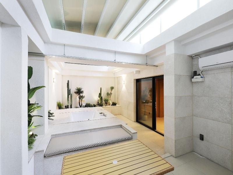 Seoul Inn Hotel By The Designers image