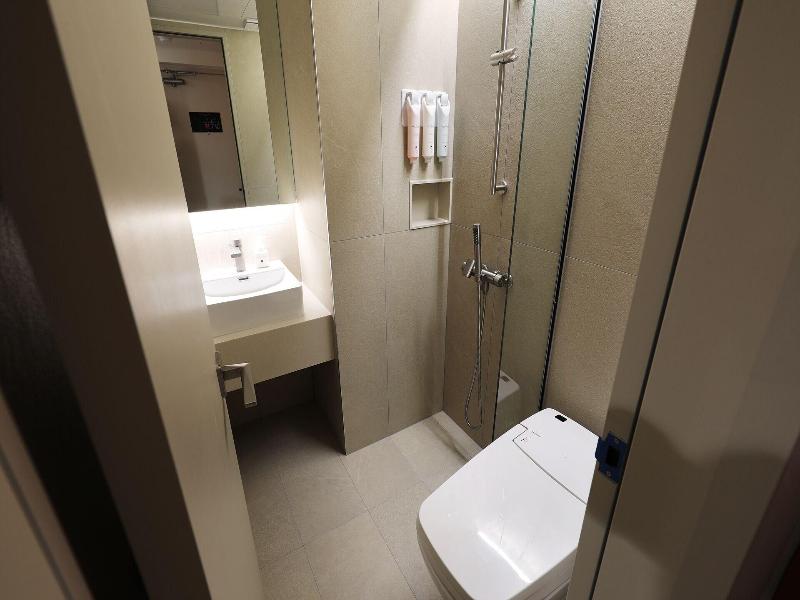 Seoul Inn Hotel By The Designers image