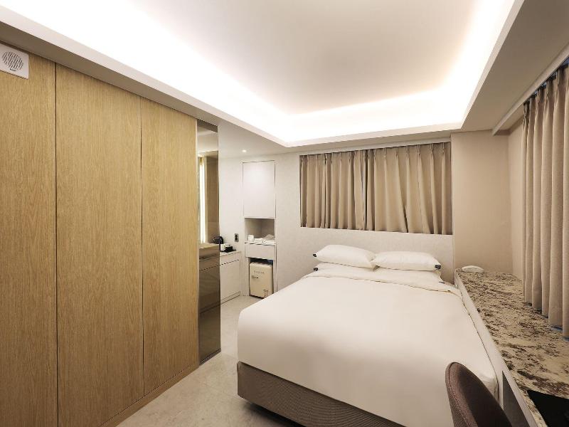 Seoul Inn Hotel By The Designers image