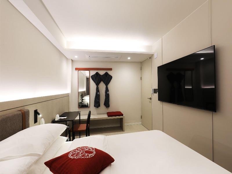 Seoul Inn Hotel By The Designers image