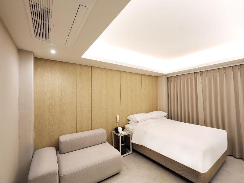 Seoul Inn Hotel By The Designers image