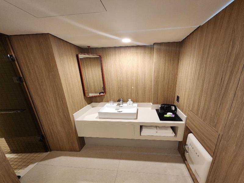 Seoul Inn Hotel By The Designers image