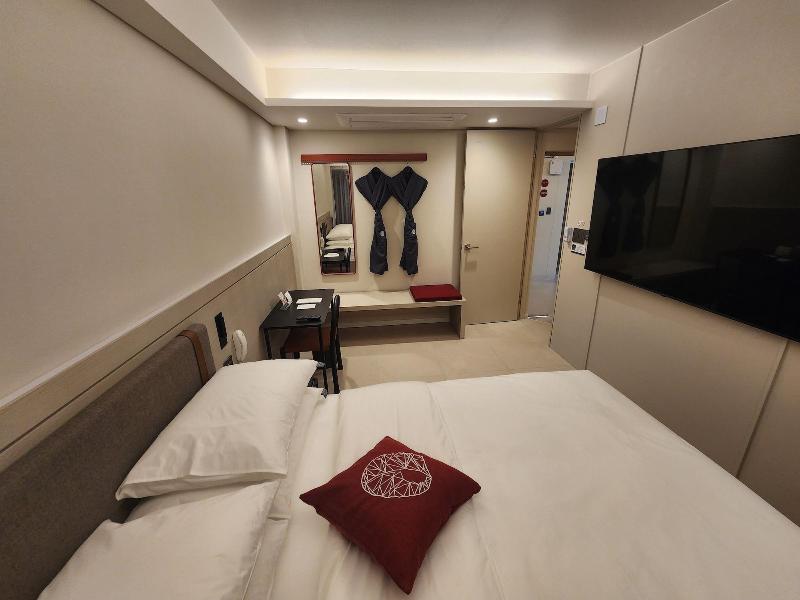 Seoul Inn Hotel By The Designers image